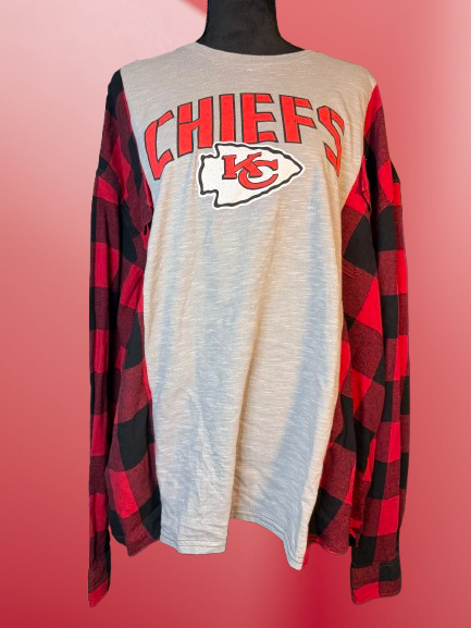 Chiefs Mahomes- Split Flannel Tee